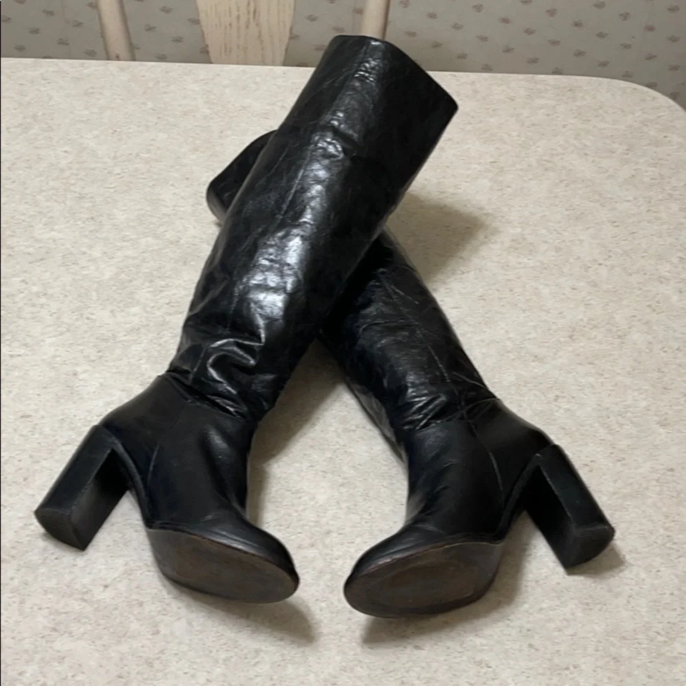 TOP SHOP OVER THE KNEE BLACK LEATHER HEELED BOOTS